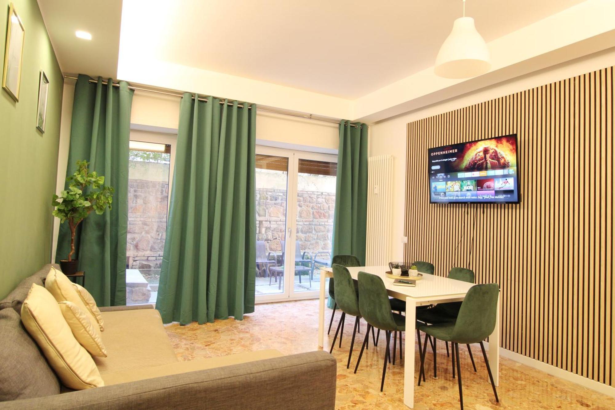 Delicious 2 Bed Room Apartment And Garden By Yh, Rome